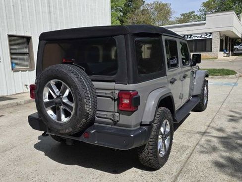 Used 2020 Jeep Wrangler Unlimited Sahara image 5