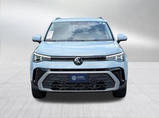 Certified 2025 Volkswagen Taos SE w/ Panoramic Sunroof Package AWD/4WD video 2