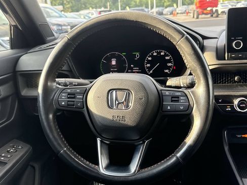 Used 2023 Honda CR-V Sport image 11
