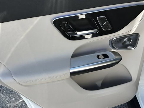 New 2026 Mercedes-Benz GLC 300 image 25