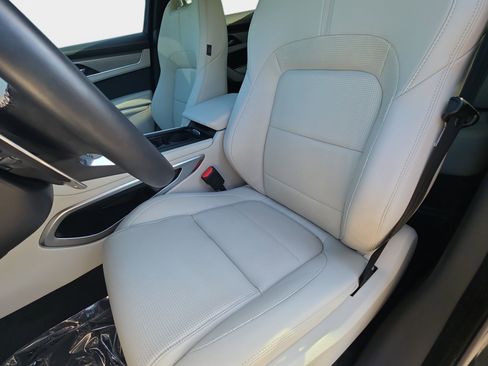Used 2025 Jaguar F-PACE R-Dynamic S AWD/4WD image 15