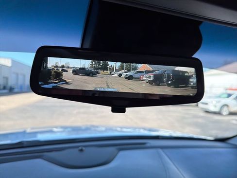 Used 2017 Cadillac Escalade Luxury image 21