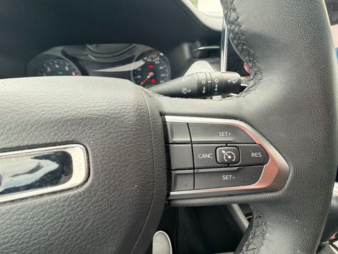 Used 2024 Jeep Compass Latitude AWD/4WD image 25