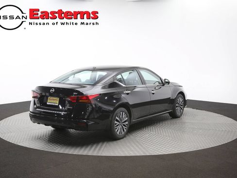 Used 2023 Nissan Altima 2.5 SV AWD/4WD image 39