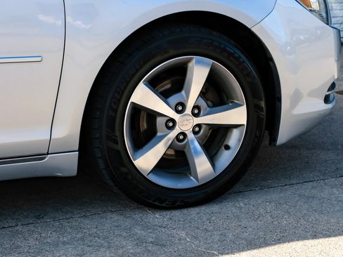 Used 2012 Chevrolet Malibu LT FWD image 42