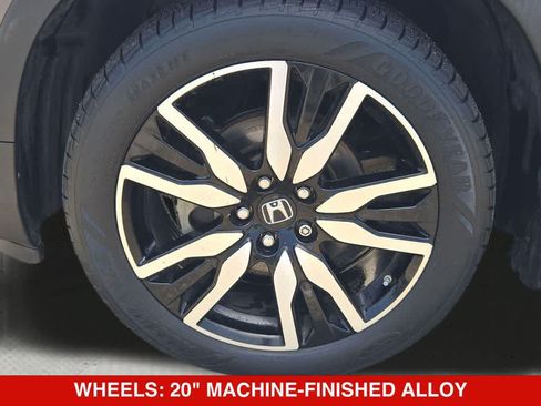Used 2020 Honda Pilot Touring image 12