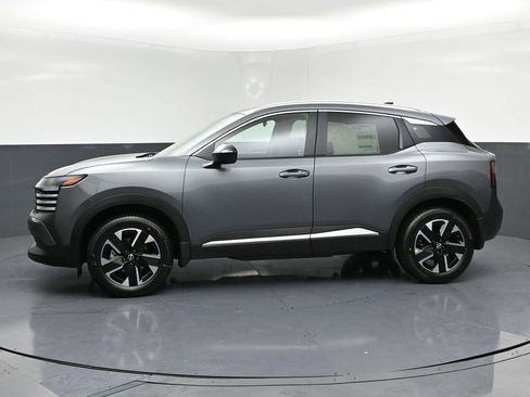 New 2026 Nissan Kicks SV w/ SV Premium Package AWD/4WD image 2