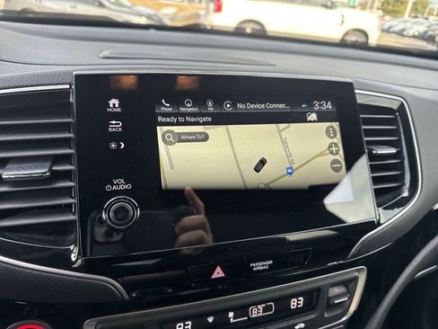 Used 2024 Honda Passport Black Edition image 21