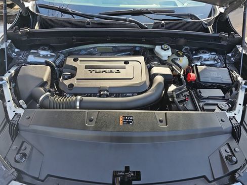 Used 2023 Buick Envision Avenir image 30