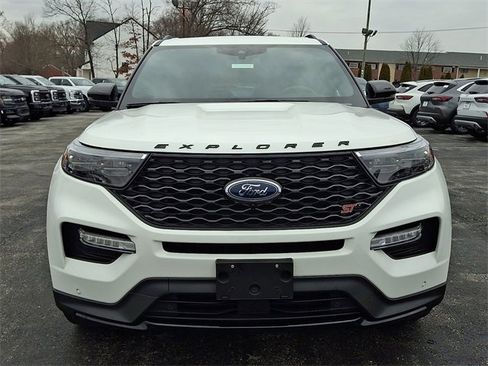 Used 2023 Ford Explorer ST w/ Equipment Group 401A image 2
