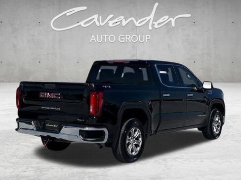 Used 2024 GMC Sierra 1500 SLT AWD/4WD image 16