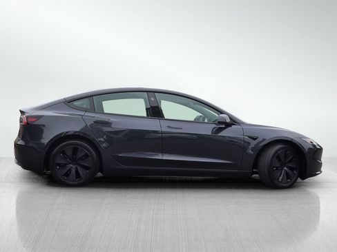 Used 2024 Tesla Model 3 Standard Range RWD image 4