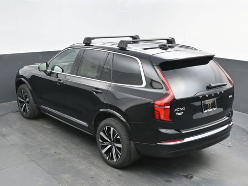 New 2026 Volvo XC90 B5 Core image 35