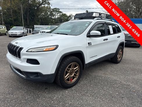 Used 2016 Jeep Cherokee Limited image 7