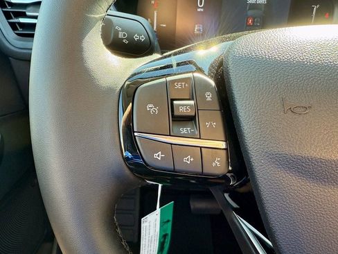 New 2026 Ford Escape SE image 24