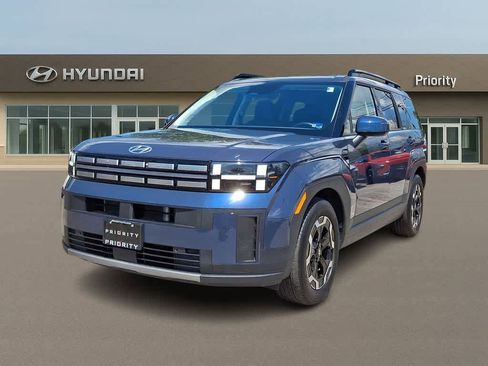 Used 2025 Hyundai Santa Fe SEL FWD image 1