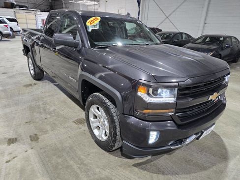 Used 2016 Chevrolet Silverado 1500 LT w/ All Star Edition image 24