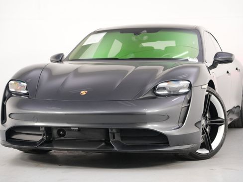 Used 2020 Porsche Taycan Turbo image 3