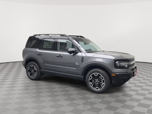 Used 2026 Ford Bronco Sport Outer Banks w/ Outer Banks Tech Package+ AWD/4WD image 39