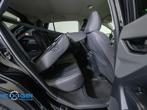Used 2025 Subaru Crosstrek 2.5i Premium w/ Crosstrek Mirror Package AWD/4WD image 36