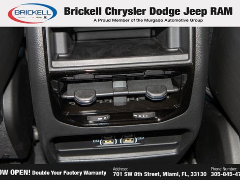 New 2025 Jeep Grand Cherokee Laredo X image 19