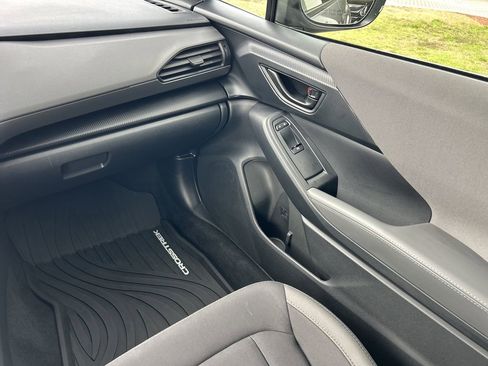 Certified 2025 Subaru Crosstrek 2.0i Premium w/ Popular Package #4 image 17