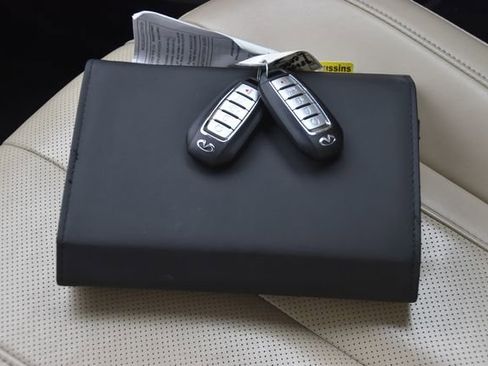 Certified 2023 INFINITI QX60 Luxe image 37