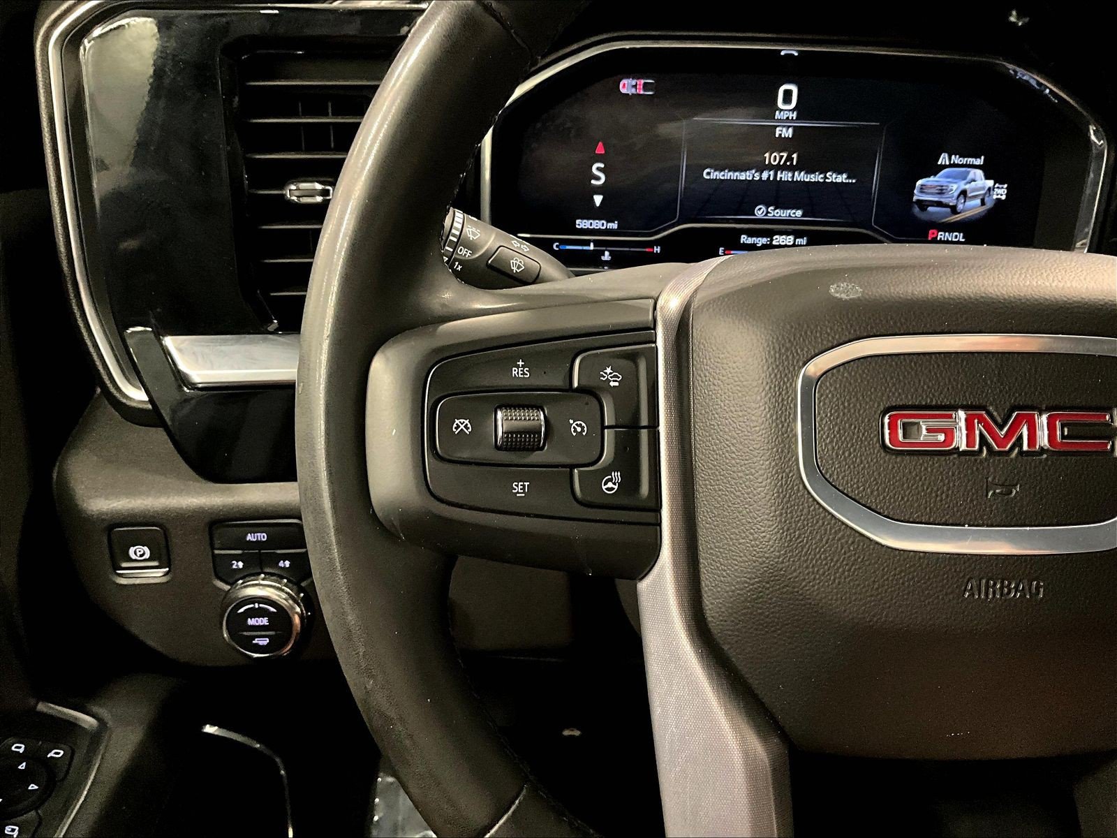 Used 2025 GMC Sierra 1500 SLT AWD/4WD image 12