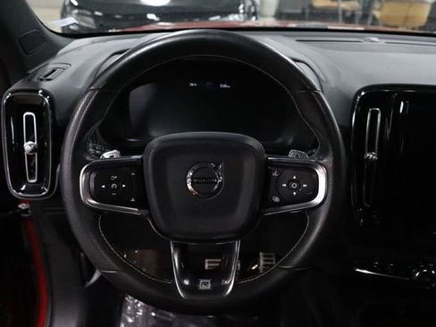 Used 2020 Volvo XC40 T5 R-Design w/ Protection Package Premier AWD/4WD image 27