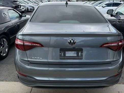Used 2023 Volkswagen Jetta S FWD image 2