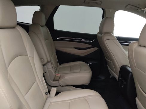 Used 2021 Buick Enclave Essence FWD image 19