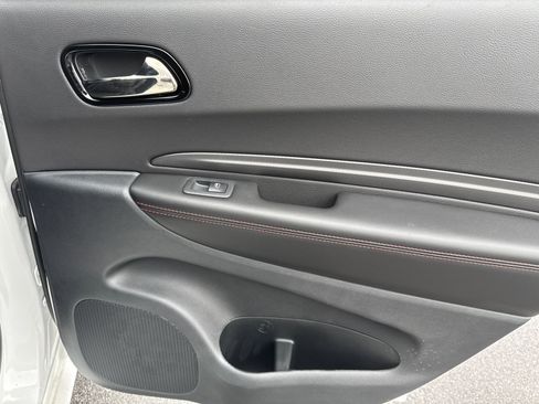 Used 2025 Dodge Durango GT image 16