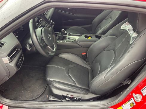 Used 2024 Toyota Supra Premium image 10