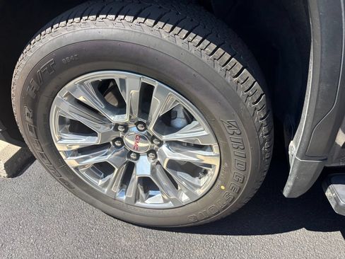 Used 2022 GMC Sierra 1500 Denali AWD/4WD image 8