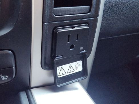 Used 2016 RAM 2500 Big Horn image 21