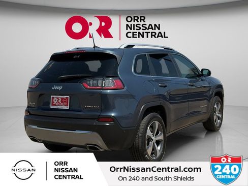 Used 2021 Jeep Cherokee Limited AWD/4WD image 5