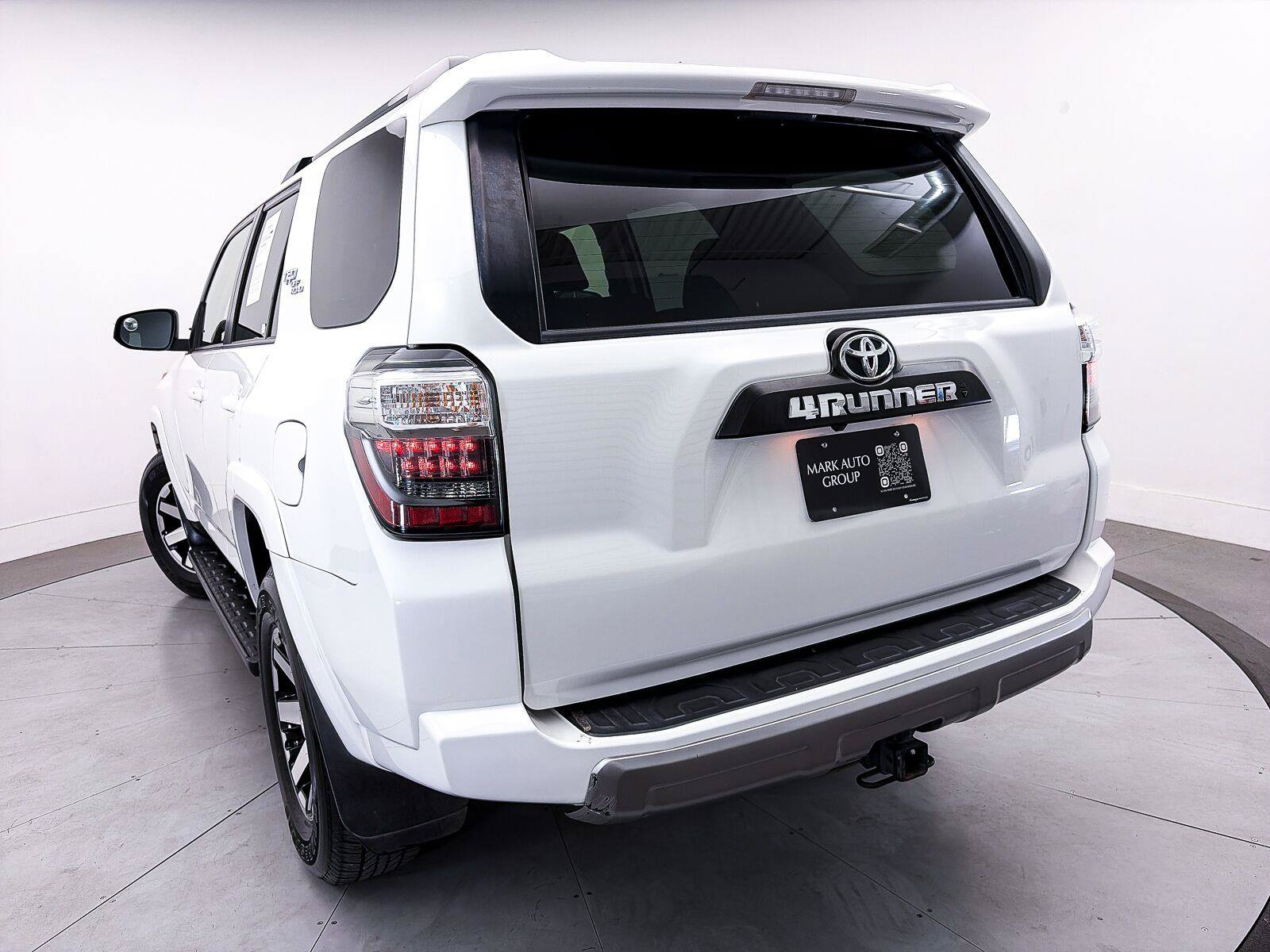 Used 2021 Toyota 4Runner TRD Off-Road AWD/4WD image 5