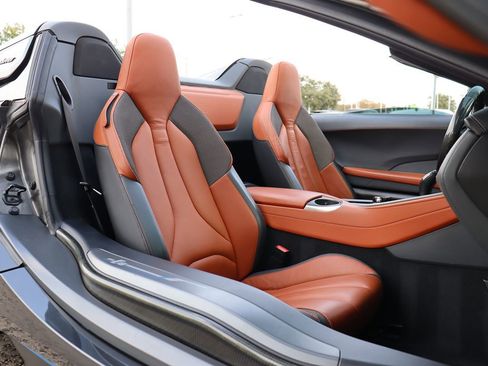Used 2019 BMW i8 Roadster image 38