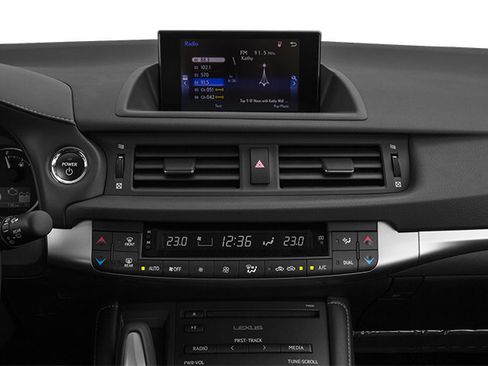 Used 2014 Lexus CT 200h image 9