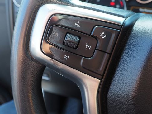 Used 2022 Chevrolet Silverado 2500 Custom w/ Custom Value Package image 28