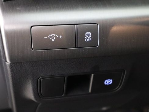 Used 2024 Hyundai Kona SEL FWD image 22