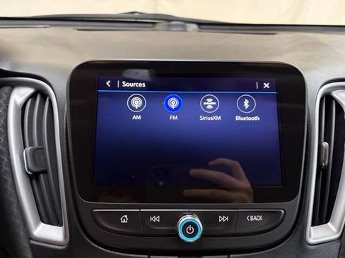 Used 2024 Chevrolet Malibu LT image 33