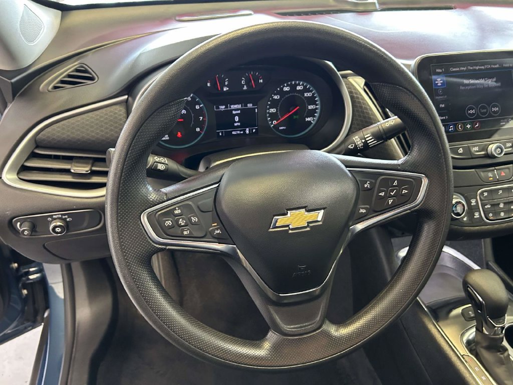 Used 2025 Chevrolet Malibu LT FWD image 18