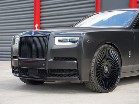 Used 2021 Rolls-Royce Phantom Extended Wheelbase image 7