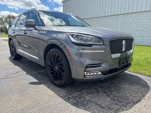 Used 2021 Lincoln Aviator Reserve w/ Equipment Group 208A AWD/4WD image 1