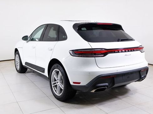 Certified 2026 Porsche Macan AWD/4WD image 3