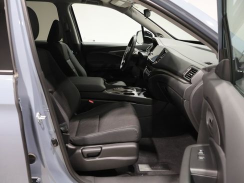 Used 2025 Honda Ridgeline Sport image 23