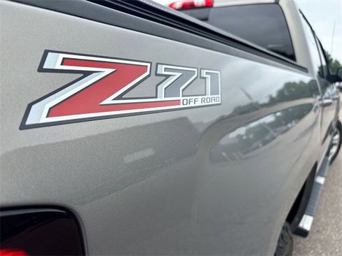 Used 2017 Chevrolet Silverado 1500 LT w/ All Star Edition image 27