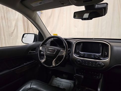 Used 2021 GMC Canyon Denali image 38