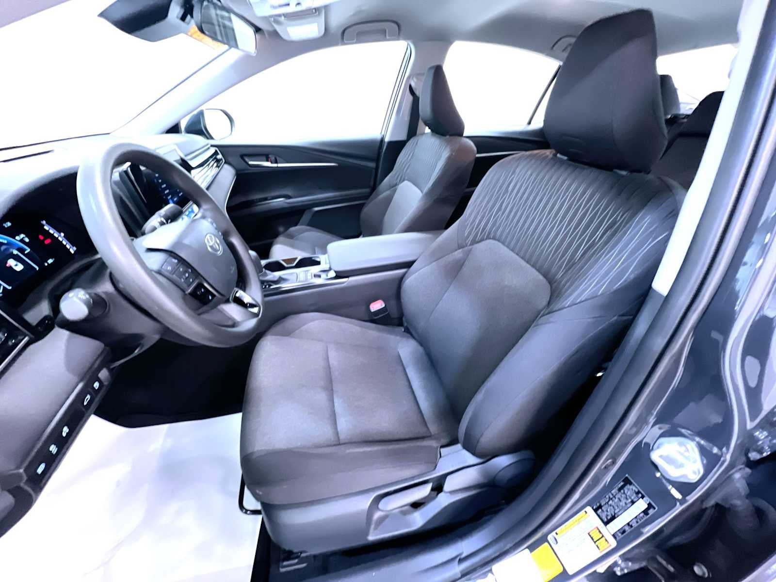 Used 2026 Toyota Camry LE FWD image 14